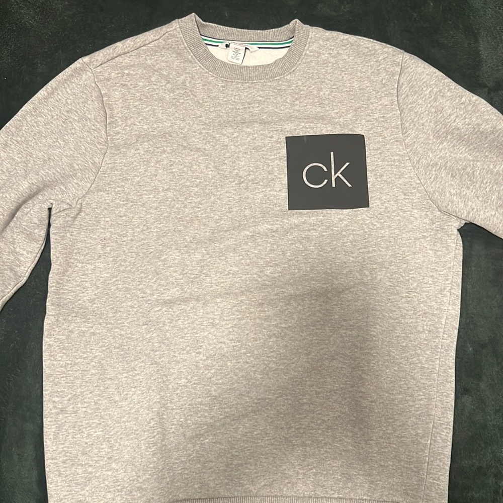 CALVIN KLEIN SMALL GRAY CREWNECK
